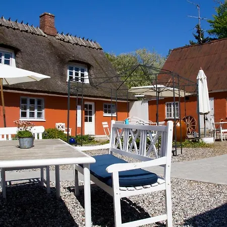 Apartment Bakkegaard Mons Klint