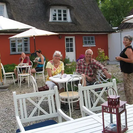 Apartment Bakkegaard Mons Klint *