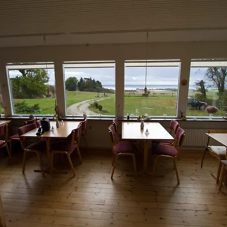 Apartment Bakkegaard Mons Klint